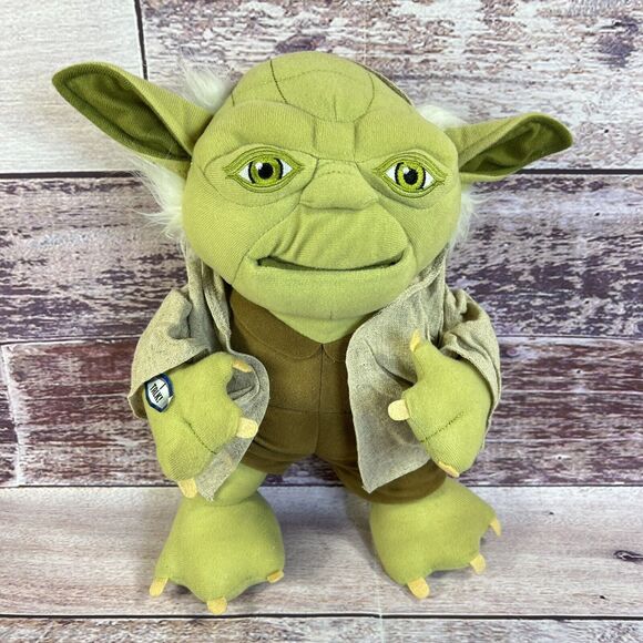 Star Wars Yoda Plush 12” Talking Master Lucas Films Multiple Sayings - WORKING - Picture 4 of 14